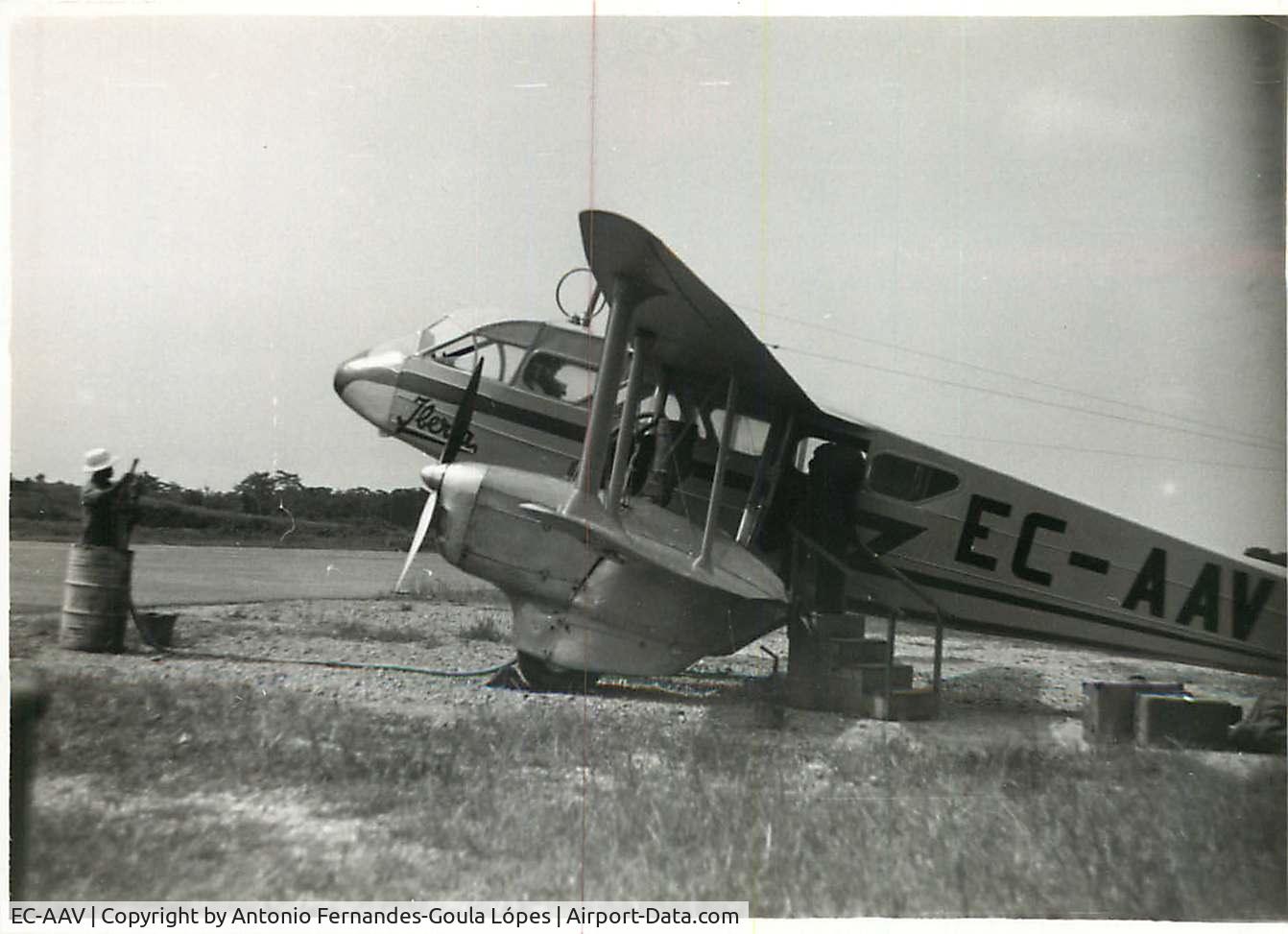 EC-AAV, De Havilland DH89A Dragon Rapide C/N 6425, Picture taken by my father on Santa Isabel Airport (fernando Poo, now Malabo), 1945 or 1949 probably