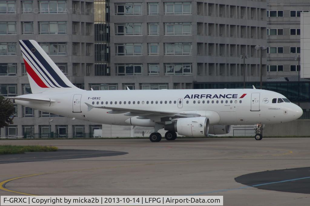 F-GRXC, 2002 Airbus A319-111 C/N 1677, Taxiing. Scrapped in may 2022.