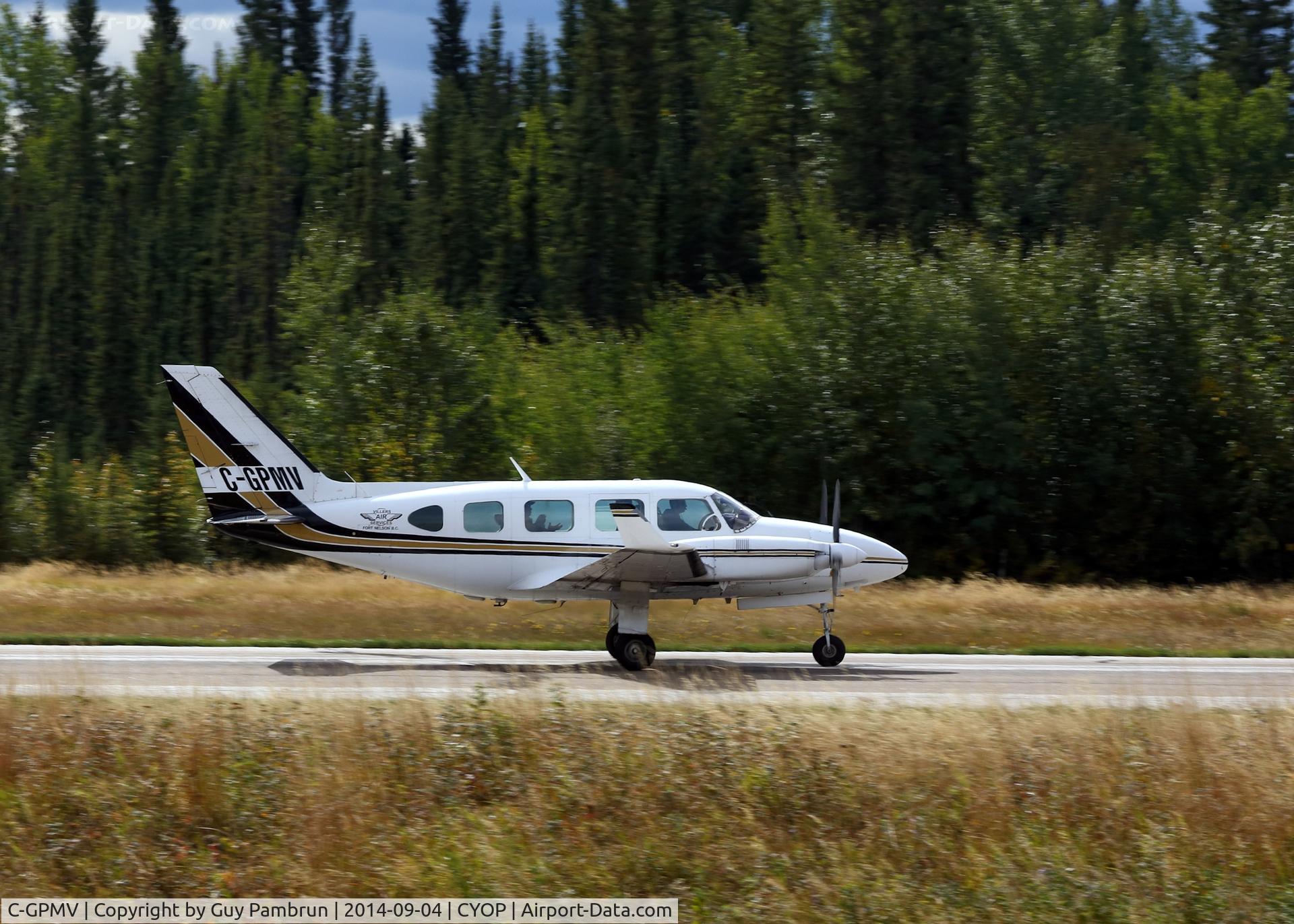 C-GPMV, 1977 Piper PA-31 C/N 31-7712081, Departing