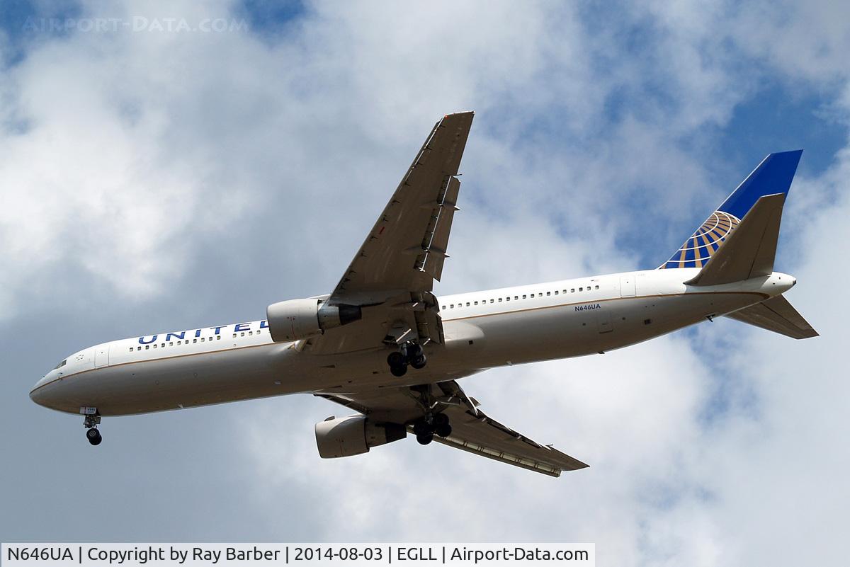 N646UA, 1992 Boeing 767-322/ER C/N 25283, Boeing 767-322ER [25283] (United Airlines) Home~G 03/08/2014. On approach 27R.
