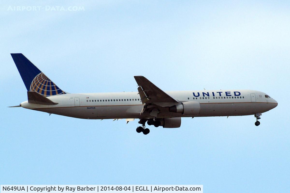N649UA, 1992 Boeing 767-322 C/N 25286, Boeing 767-322ER [25286] (United Airlines) Home~G 04/08/2014. On approach 27L.