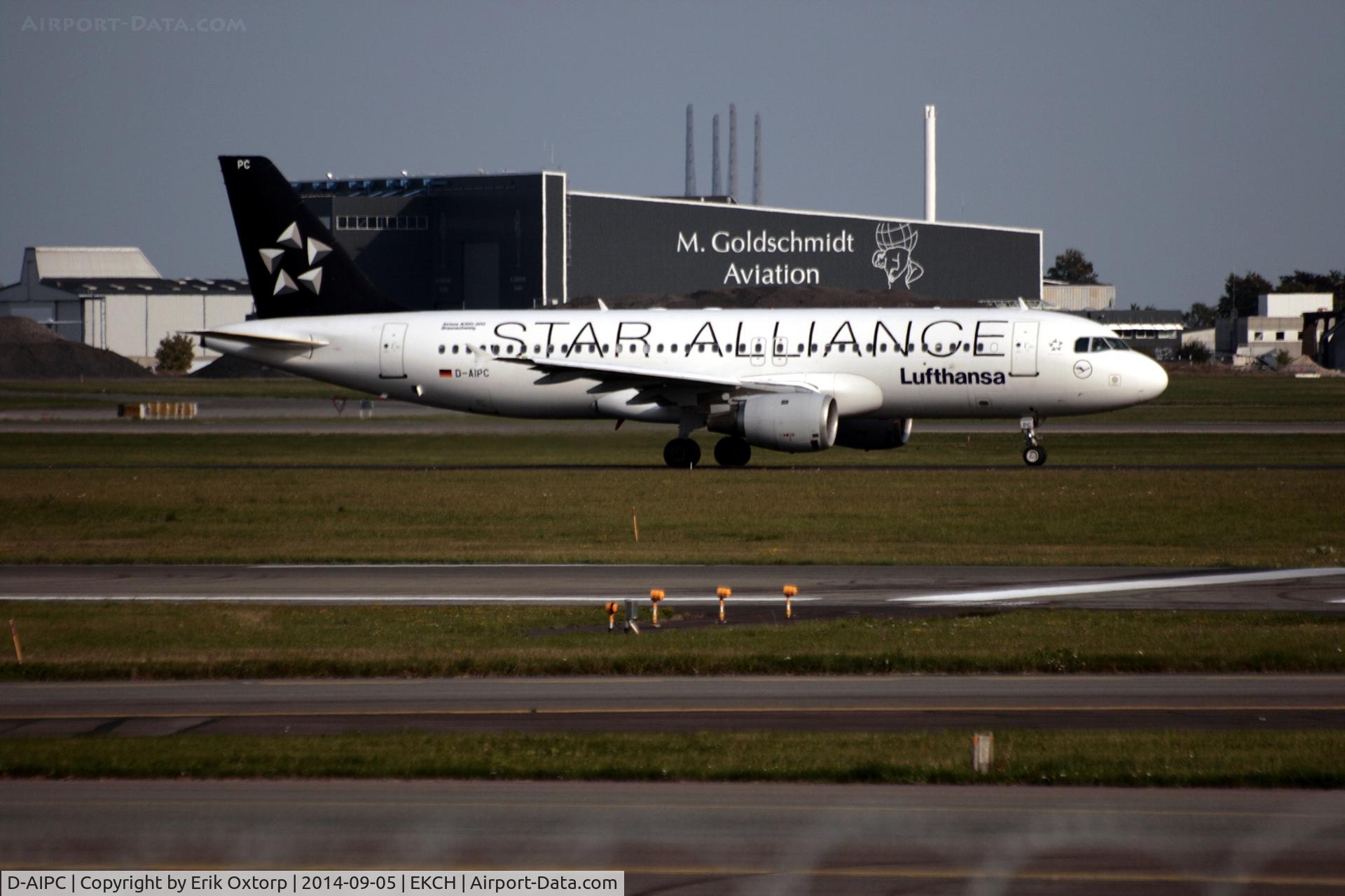 D-AIPC, 1989 Airbus A320-211 C/N 0071, D-AIPC now in Star Alliance c/s