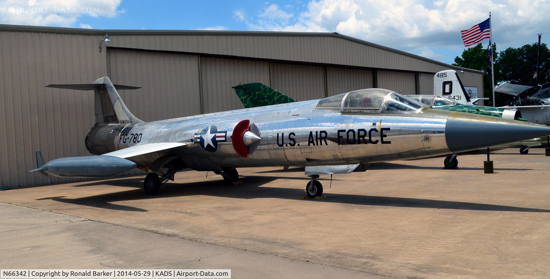 N66342, 1956 Lockheed F-104A Starfighter C/N 56-780, Cavanaugh Flight Museum, Addison, TX