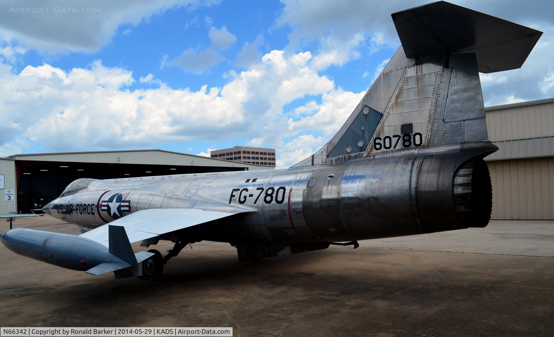 N66342, 1956 Lockheed F-104A Starfighter C/N 56-780, Cavanaugh Flight Museum Addison, TX