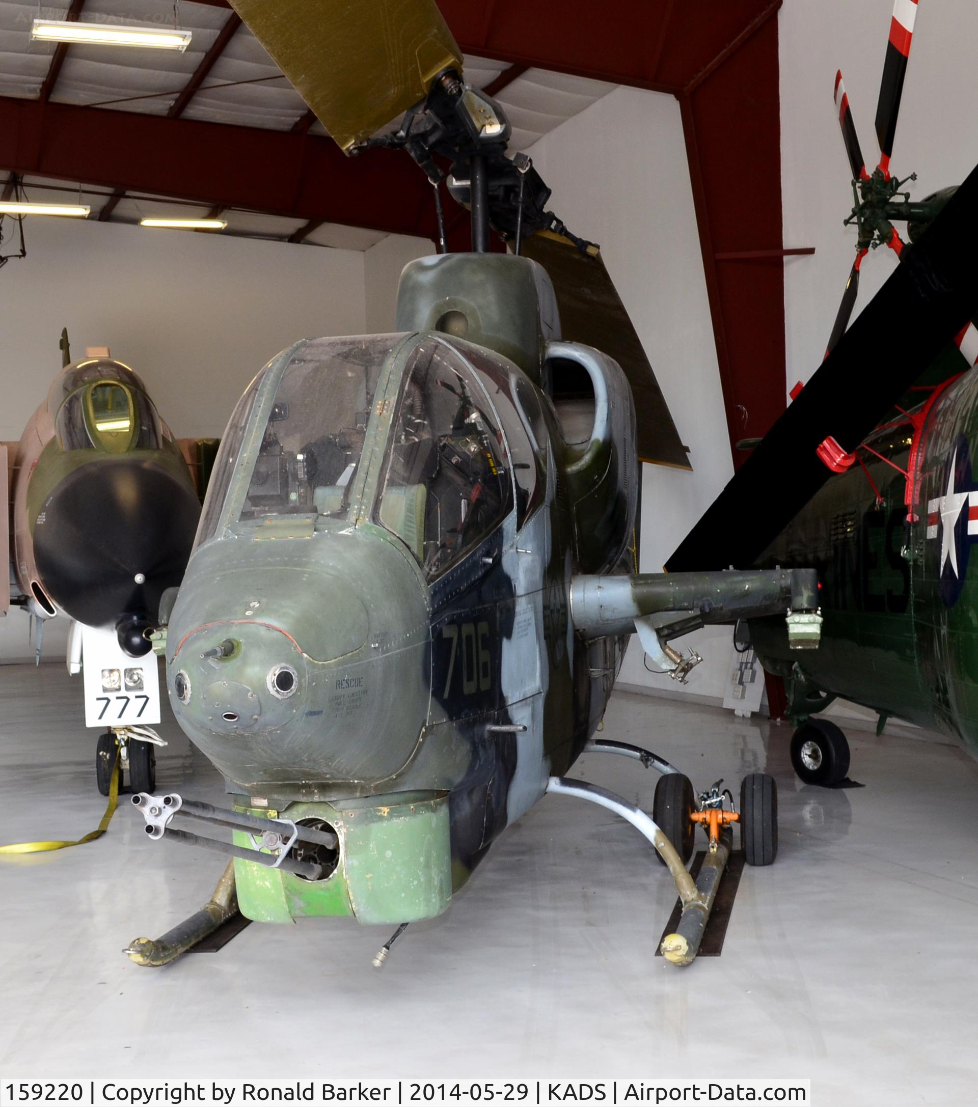 159220, Bell AH-1J Sea Cobra C/N 26060, 