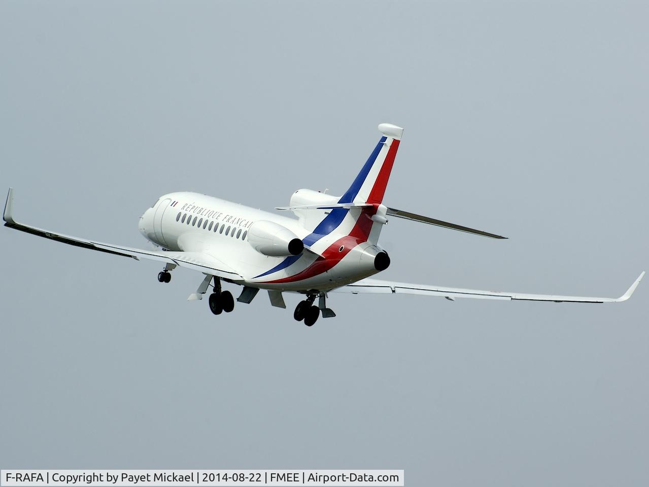 F-RAFA, 2009 Dassault Falcon 7X C/N 068, Taking off from rwy 12