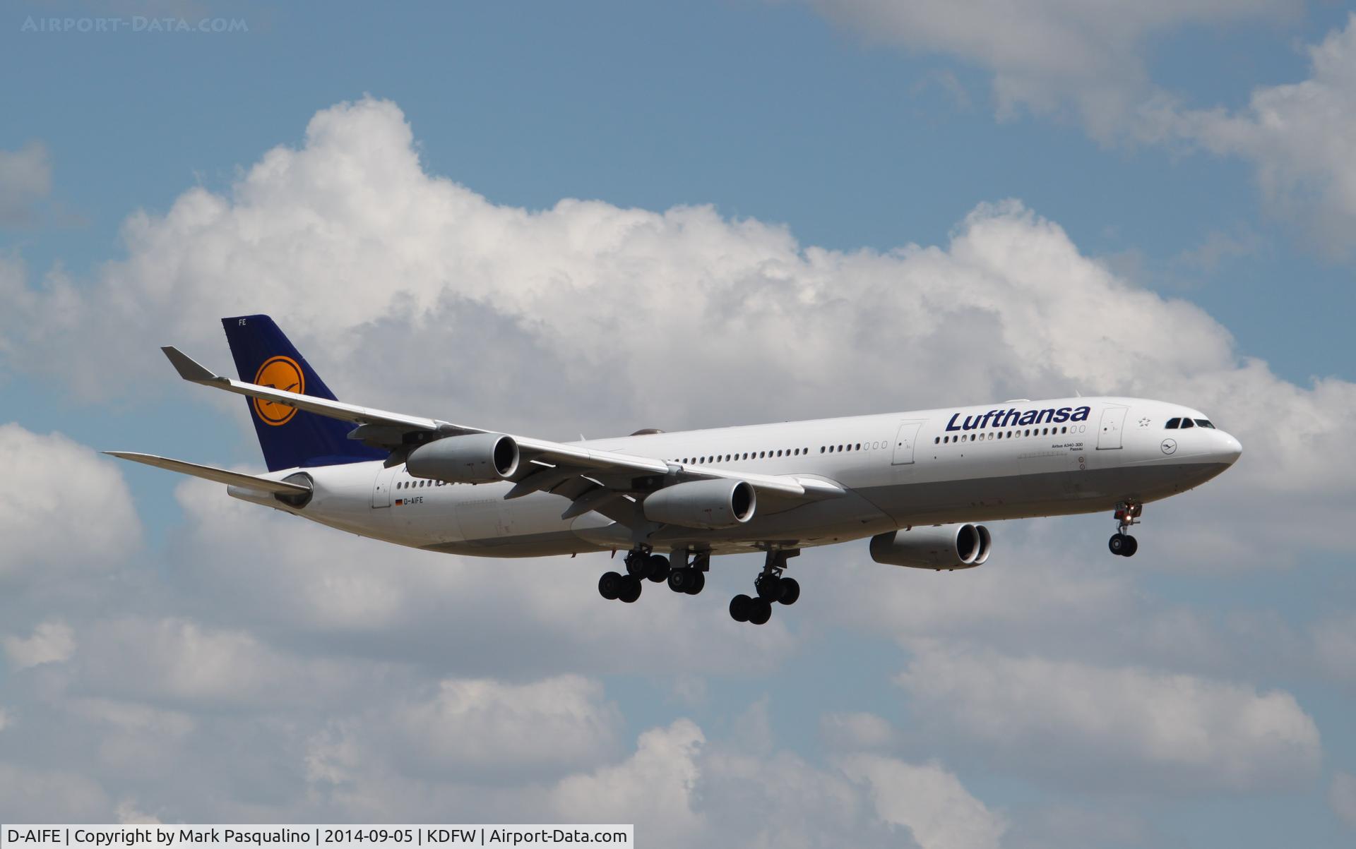 D-AIFE, 2001 Airbus A340-313X C/N 434, Airbus A340-300