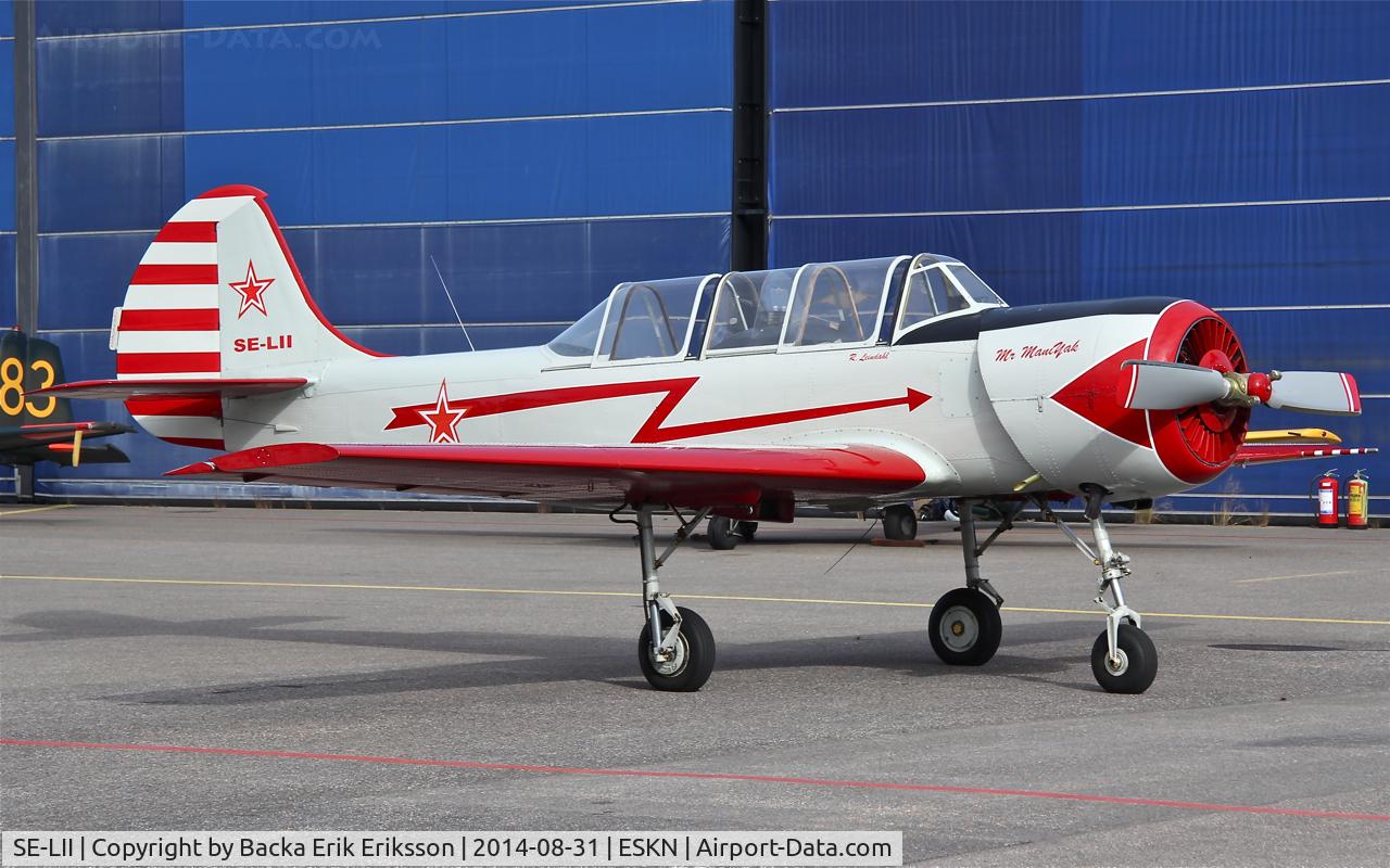 SE-LII, 1986 Bacau Yak-52 C/N 867015, Nyköping flyg och motordag 2014.