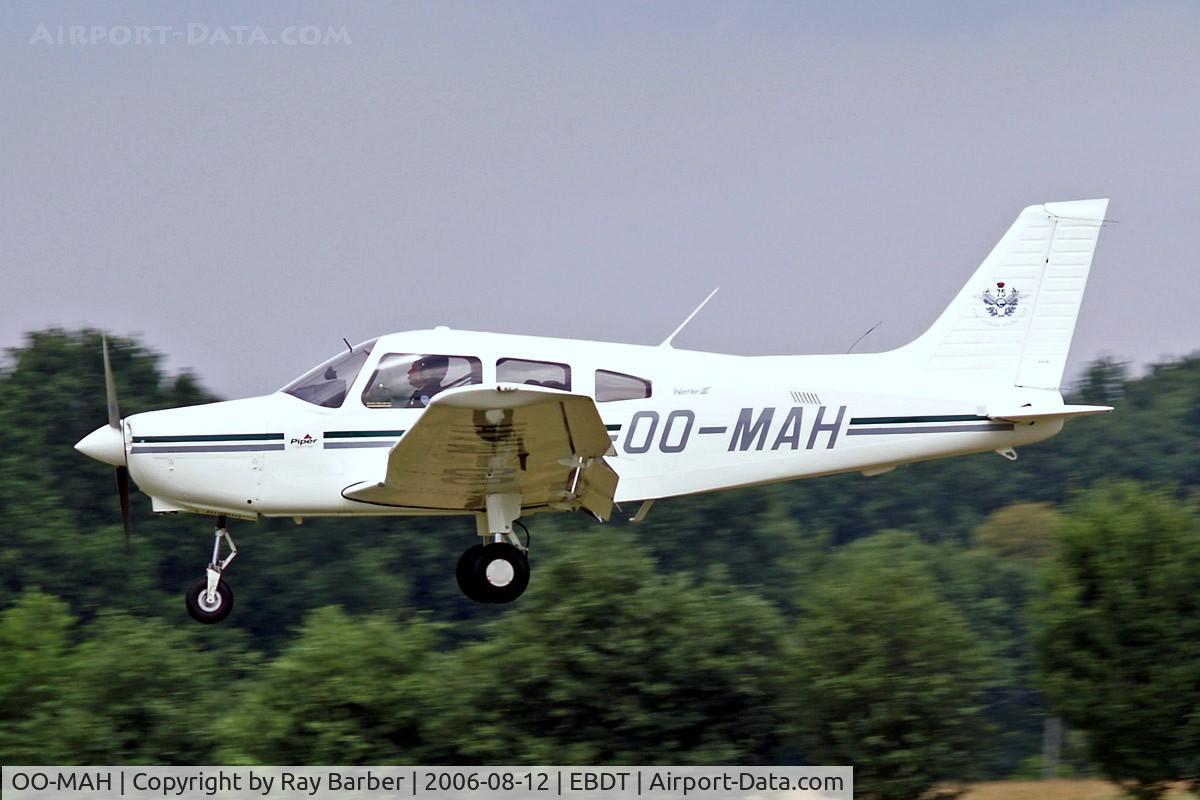 OO-MAH, Piper PA-28-161 Warrior III C/N 2842167, Piper PA-28-161 Warrior III [2842167] Schaffen-Diest~OO 12/08/2006