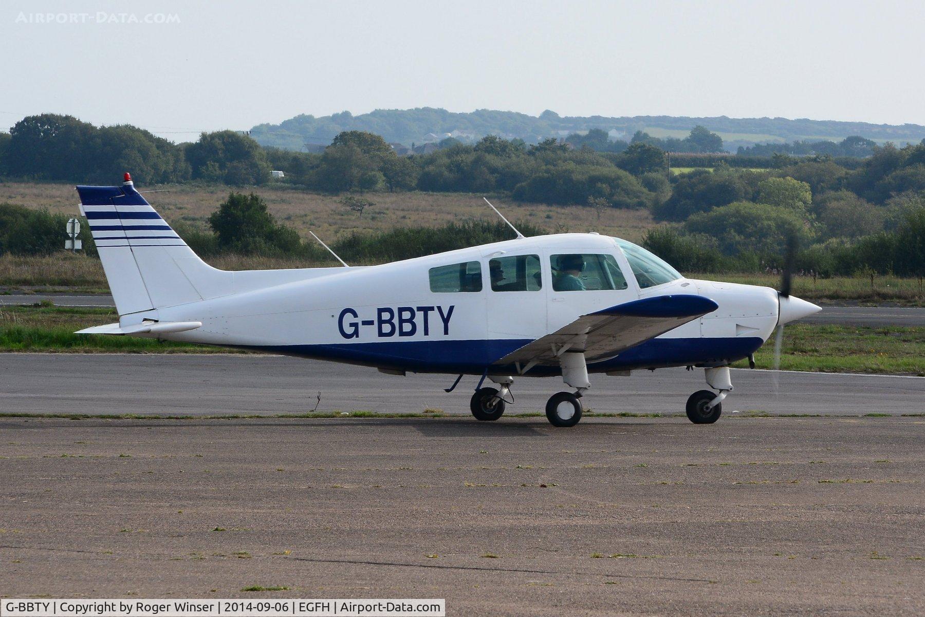 G-BBTY, 1974 Beech C23 Sundowner 180 Sundowner 180 C/N M-1525, Visiting Beech Sundowner 180.