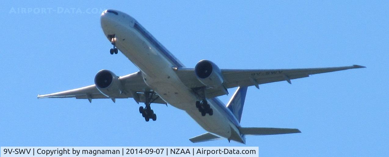 9V-SWV, 2013 Boeing 777-312/ER C/N 42236, finals to AKL