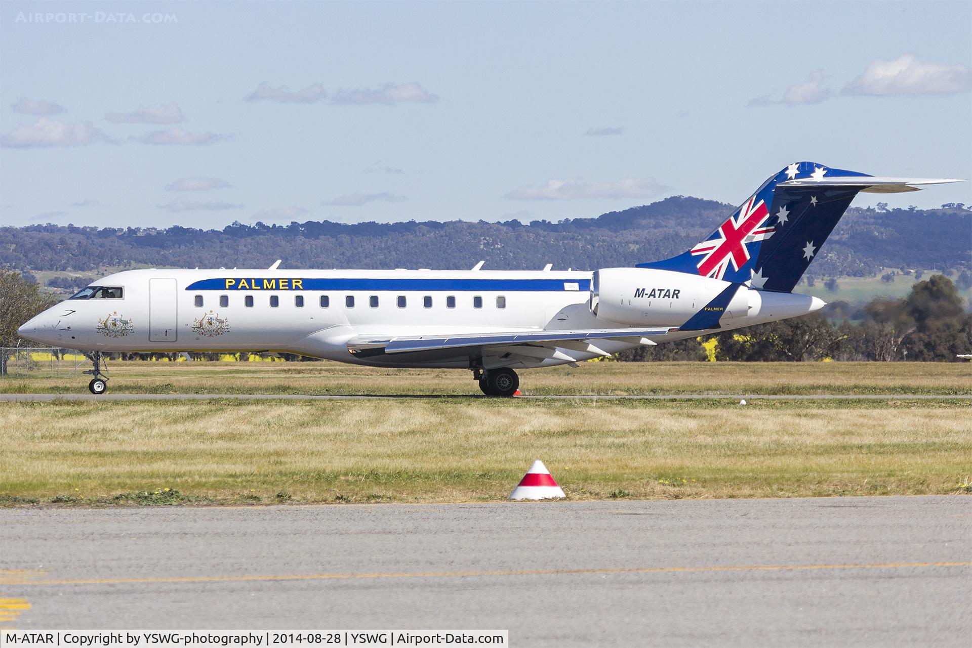 M-ATAR, 2000 Bombardier BD-700-1A10 Global Express C/N 9060, Palmer Aviation (M-ATAR) Bombardier BD-700-1A10 Global Express taxiing at Wagga Wagga Airport.