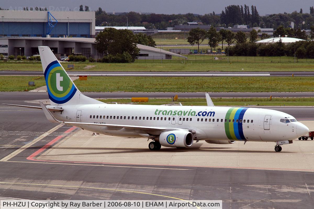 PH-HZU, Boeing 737-8BG C/N 32358, Boeing 737-8BG [32358] (transavia.com) Amsterdam-Schiphol~PH 10/08/2006