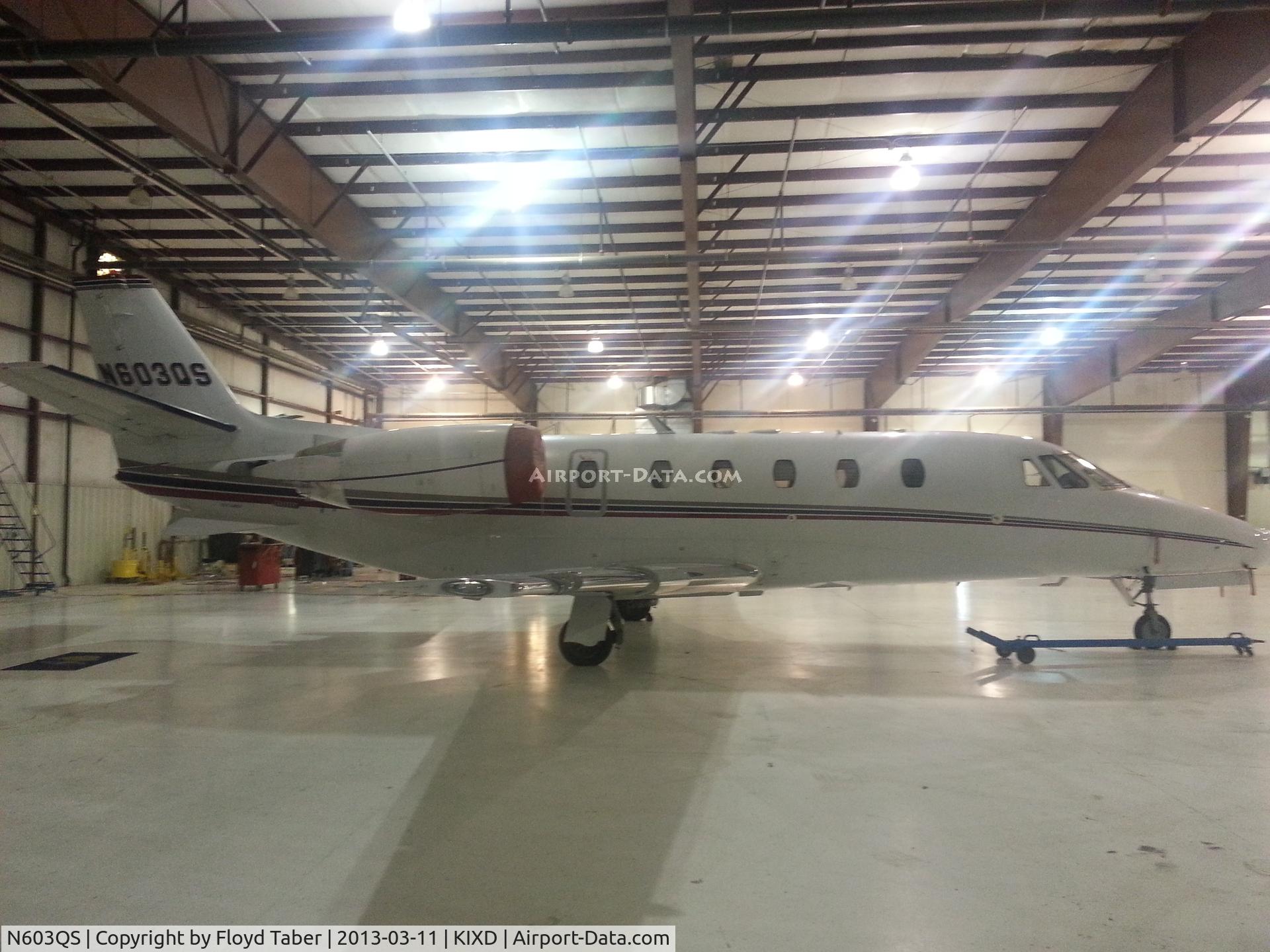 N603QS, 2001 Cessna 560XL Citation Excel C/N 560-5203, in the hangar