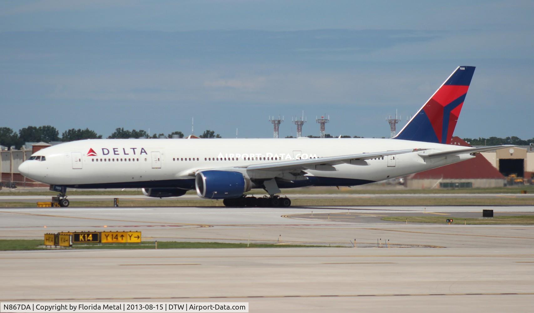 N867DA, 2002 Boeing 777-232 C/N 29743, Delta 777-200