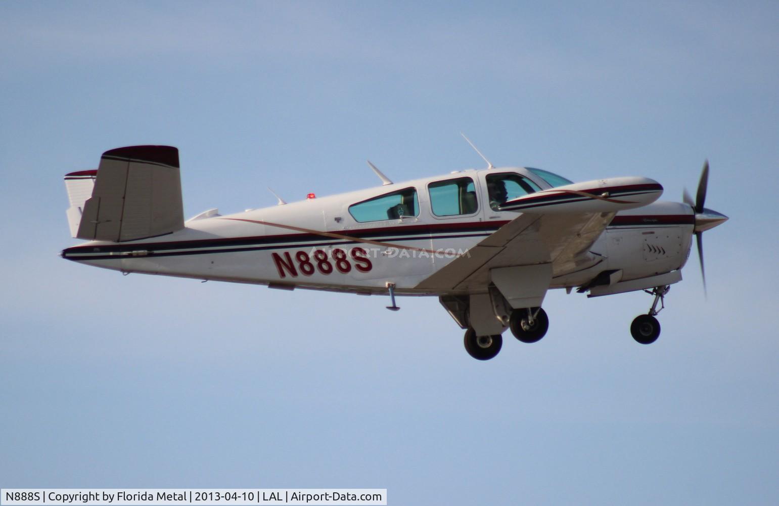 N888S, 1976 Beech V35A Bonanza C/N D-9937, Beech V35A