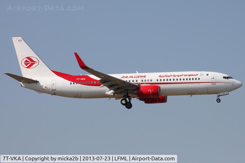 7T-VKA, 2005 Boeing 737-8D6 C/N 34164, Landing