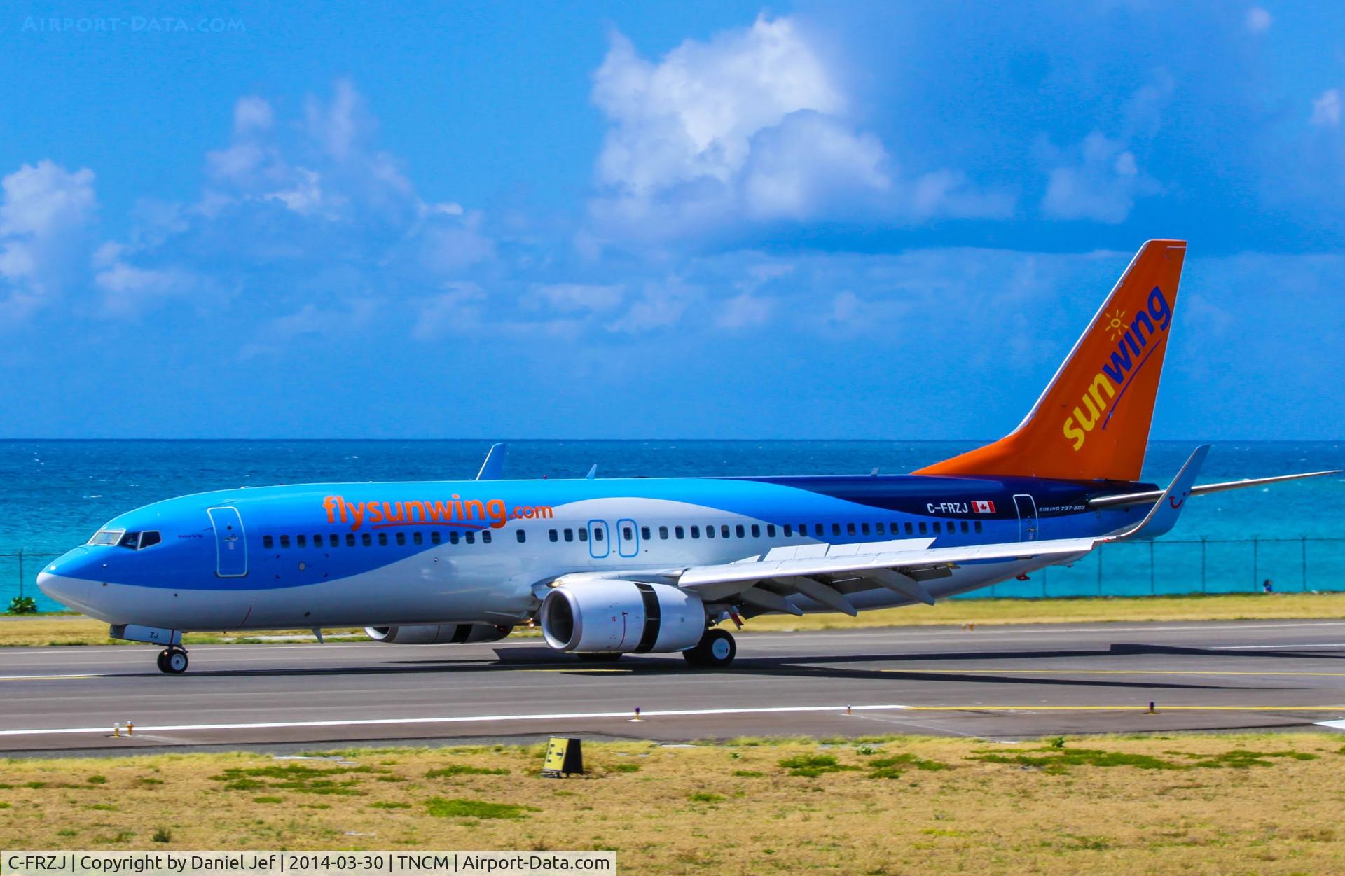 C-FRZJ, 2007 Boeing 737-8K5 C/N 34690, Sunwing after landing at tNCM