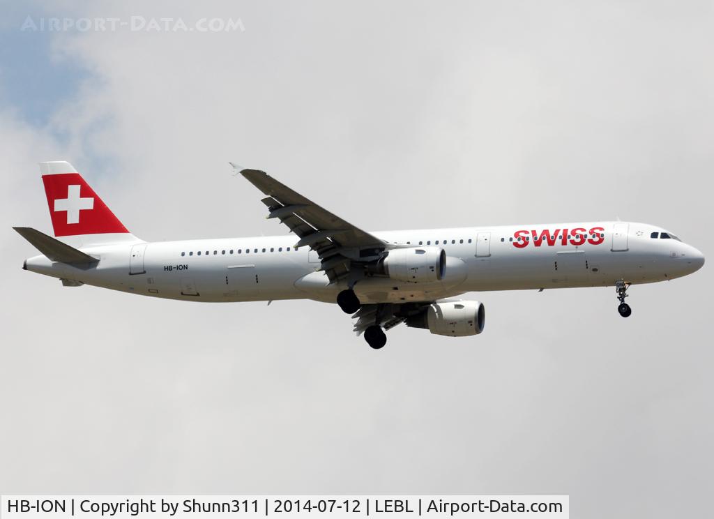 HB-ION, 2013 Airbus A321-212 C/N 5567, Landing rwy 07R