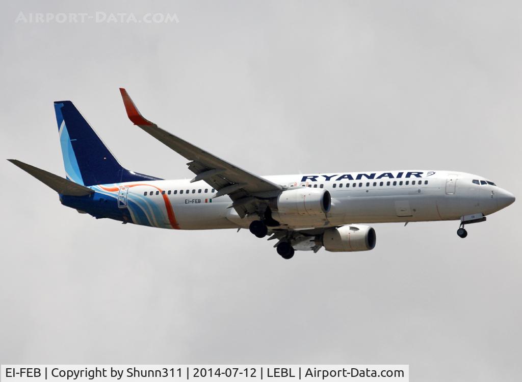 EI-FEB, 2009 Boeing 737-8KN C/N 40234, Landing rwy 07R in partial FlyDubaï c/s with Ryanair titles