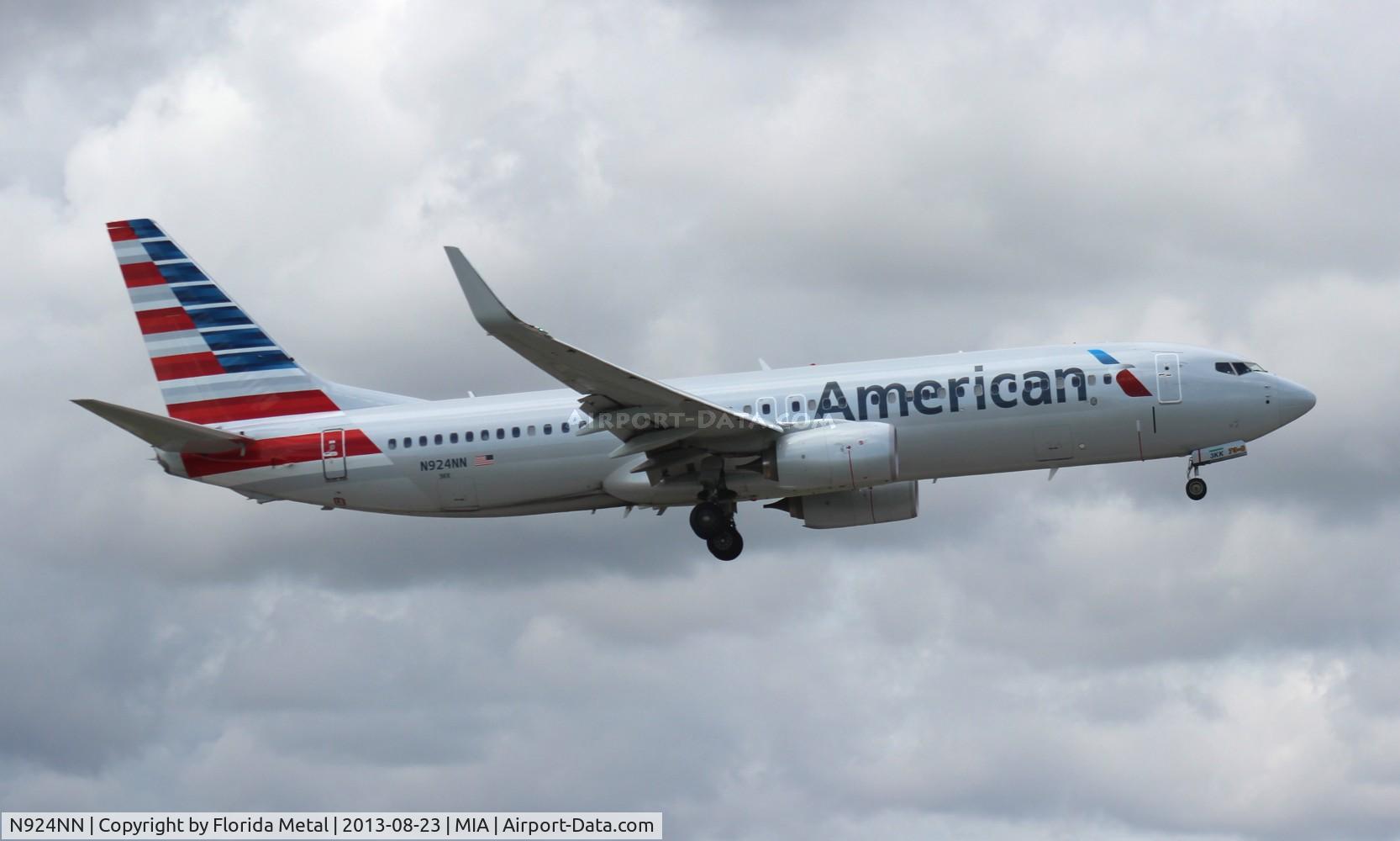 N924NN, 2013 Boeing 737-823 C/N 33486, American 737-800