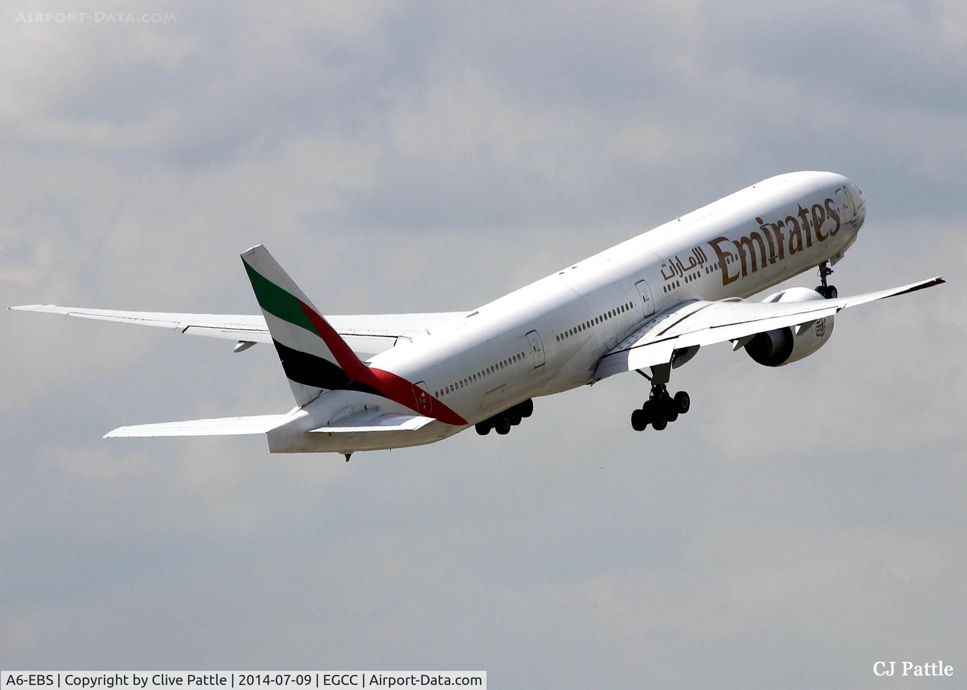 A6-EBS, 2006 Boeing 777-31H/ER C/N 32715, EGCC action
