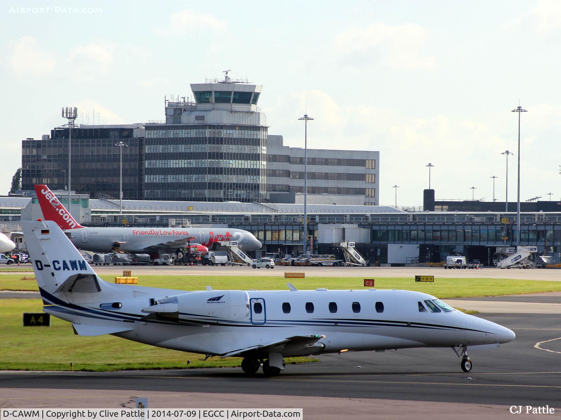 D-CAWM, 2008 Cessna 560 Citation XLS+ C/N 560-6002, EGCC taxy for take-off