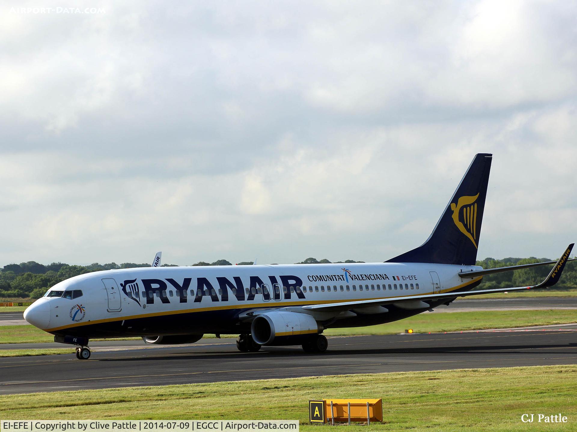 EI-EFE, 2009 Boeing 737-8AS C/N 37533, Ryanair taxi to gate