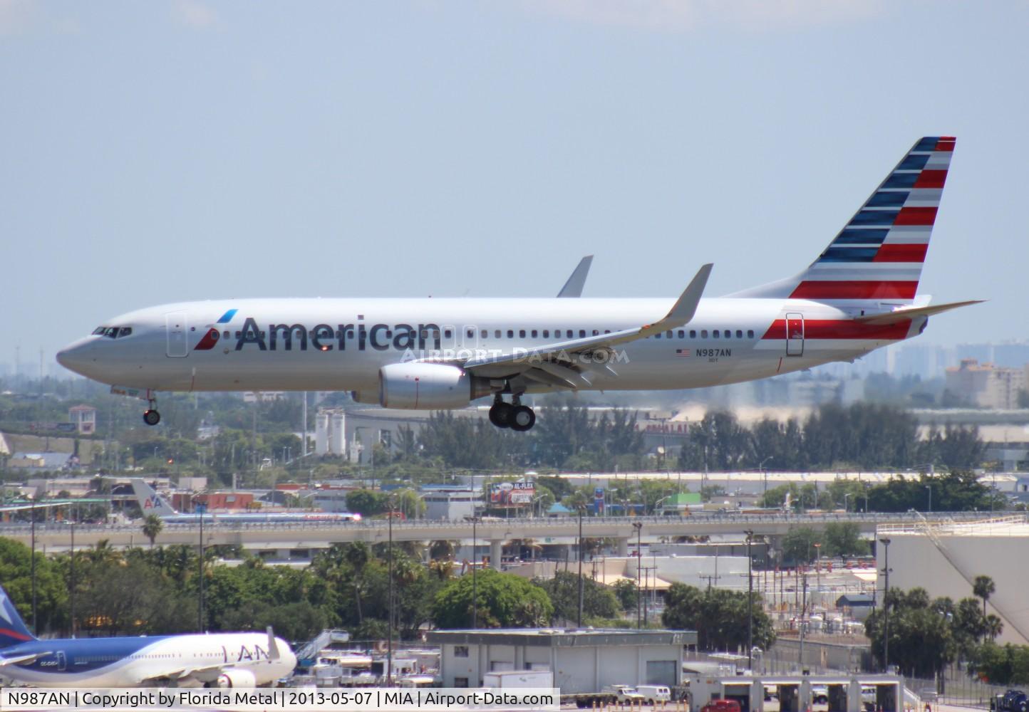 N987AN, 2009 Boeing 737-823 C/N 31069, American 737-800