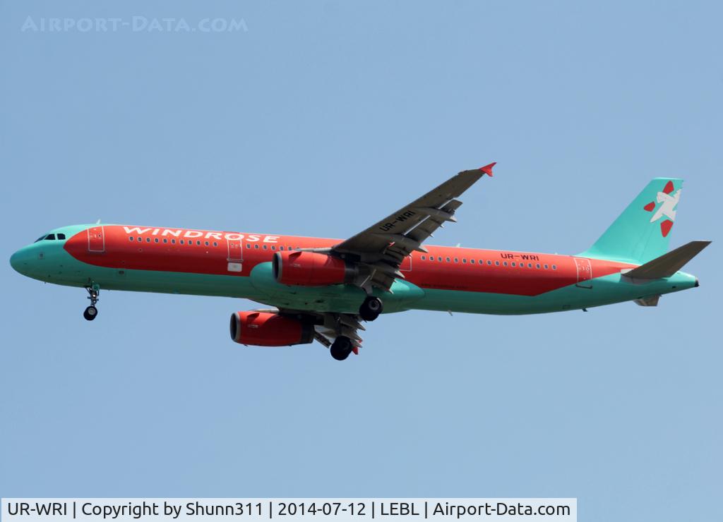 UR-WRI, 2006 Airbus A321-231 C/N 2682, Landing rwy 07L