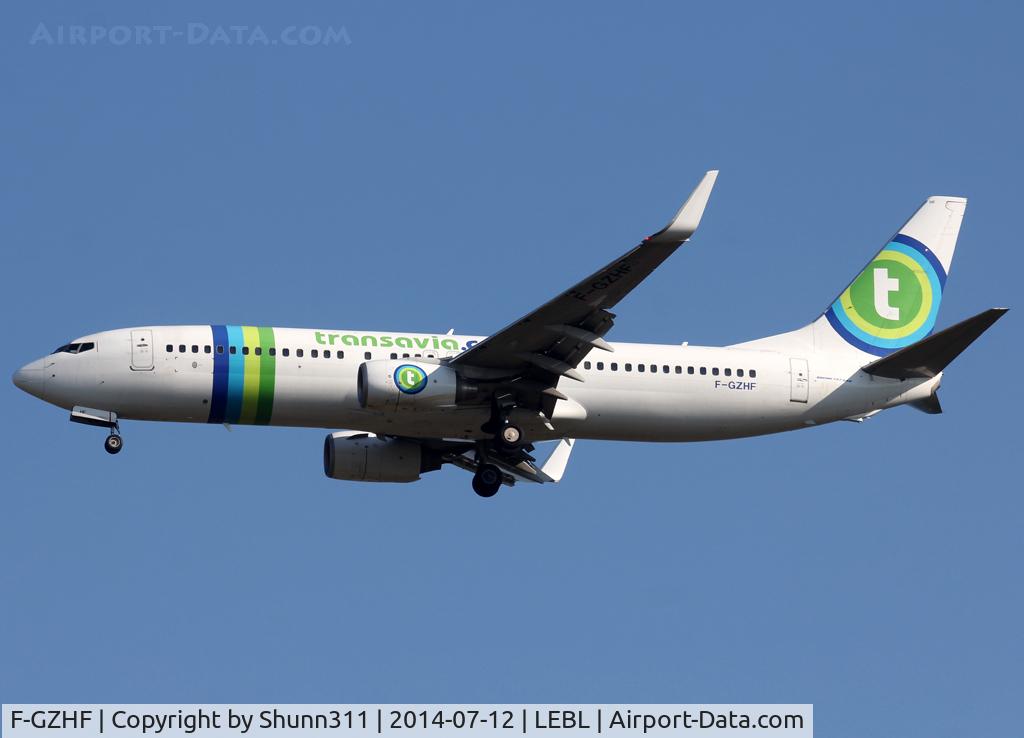 F-GZHF, 2009 Boeing 737-8K2 C/N 29677, Landing rwy 07L