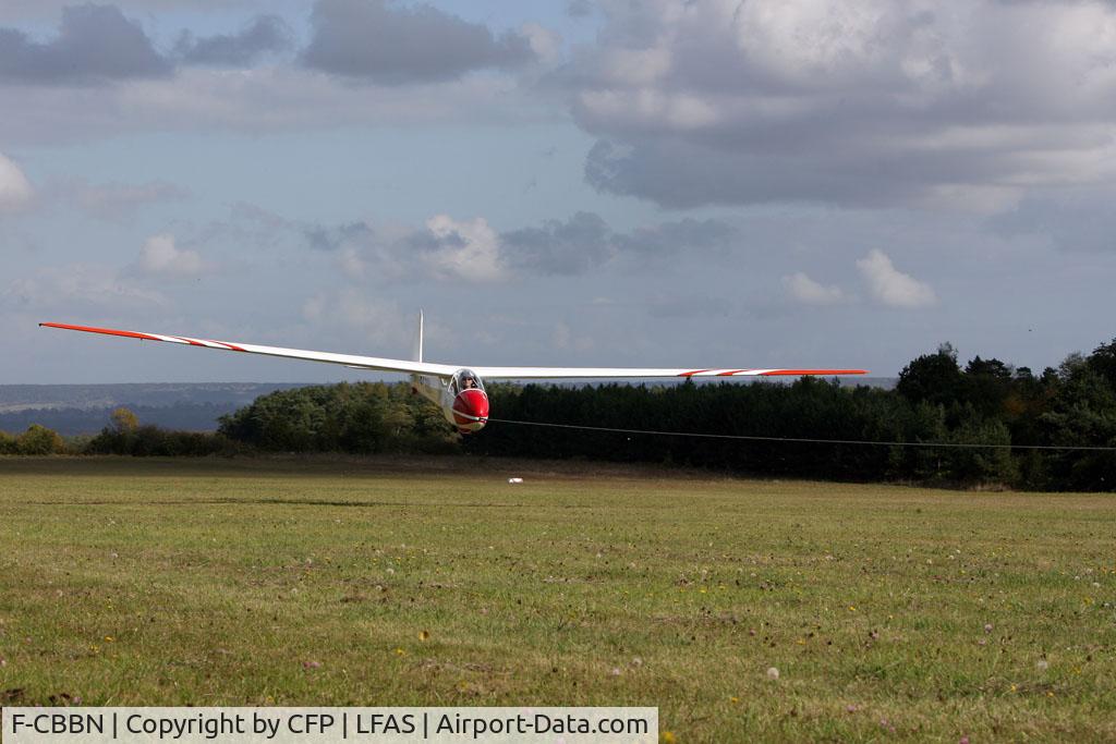 F-CBBN, Schleicher Ka-8B C/N 8755, Take-off at Falaise LFAS, Glider Owned by CFP ( CAEN FALAISE PLANEURS)