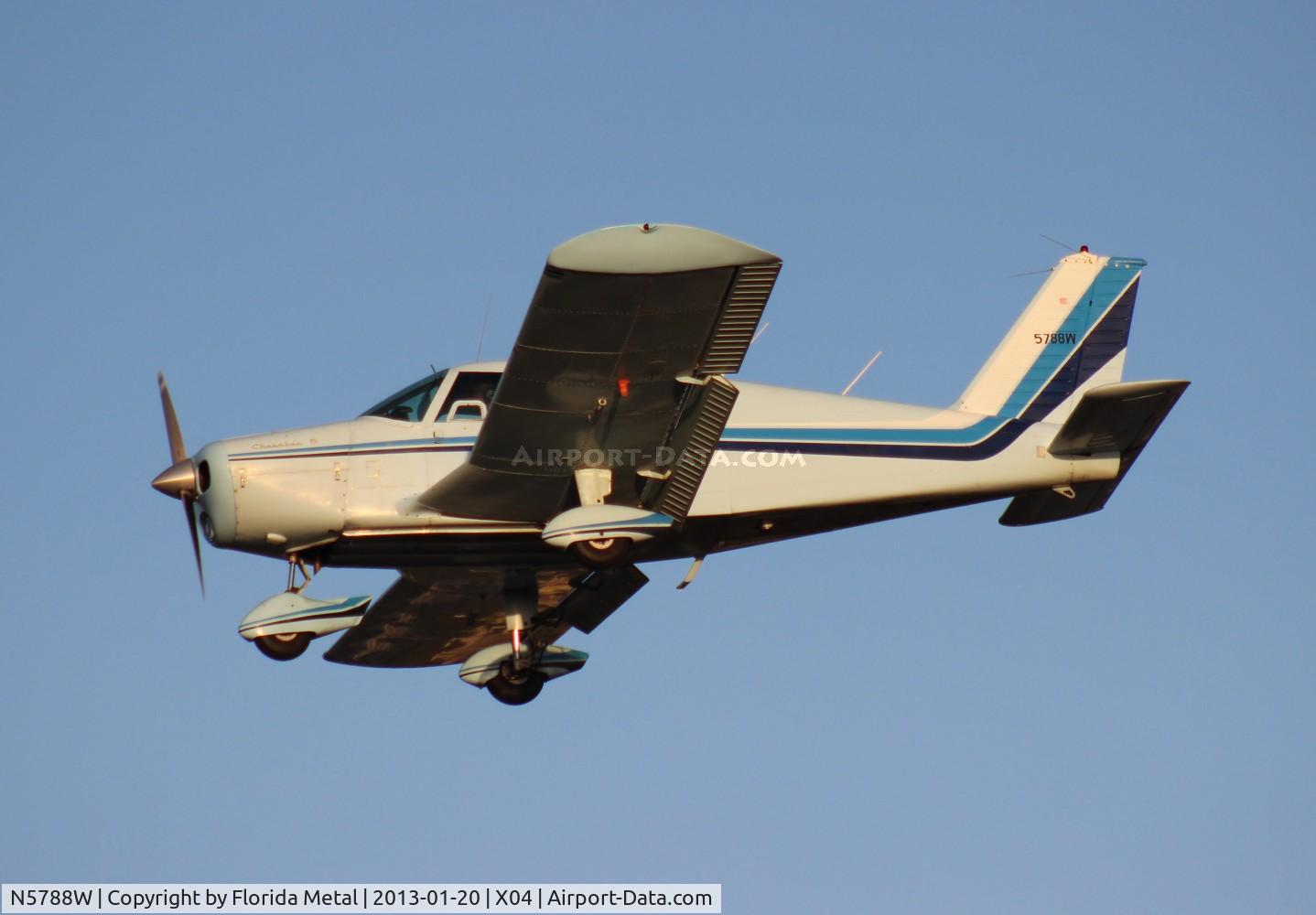 N5788W, 1964 Piper PA-28-160 Cherokee C/N 28-1688, Piper PA-28-160