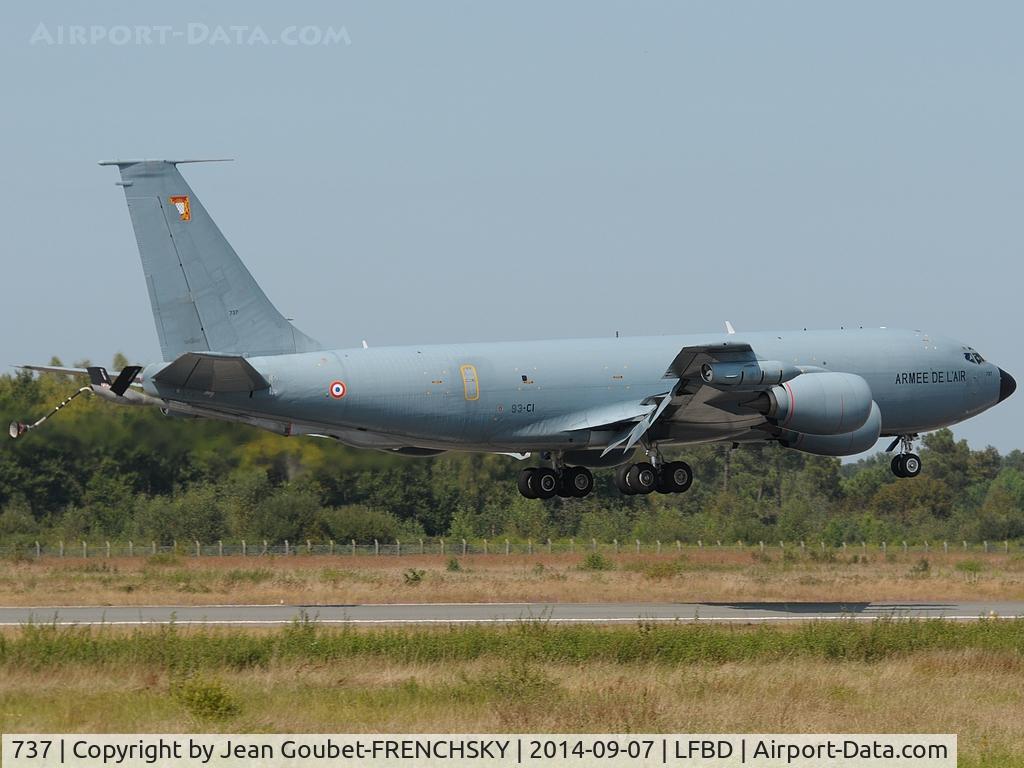737, 1964 Boeing C-135FR Stratotanker C/N 18697, FAF landing 23