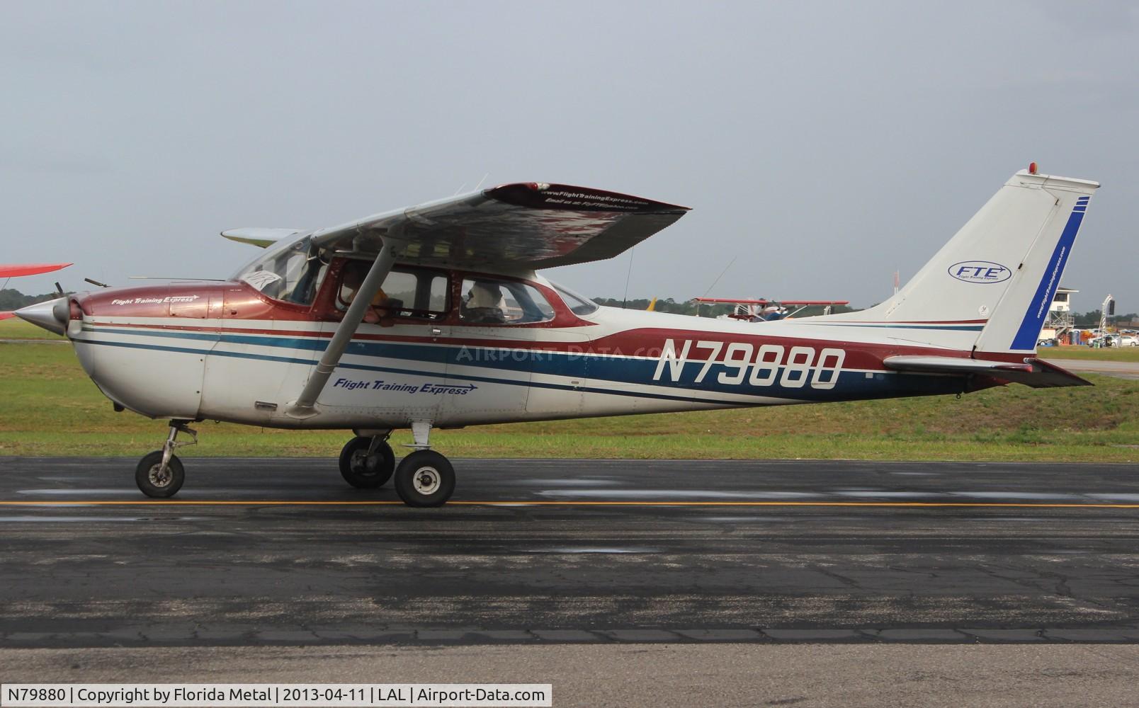 N79880, 1969 Cessna 172K Skyhawk C/N 17258215, Cessna 172K