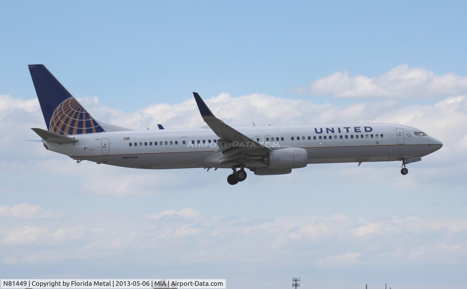 N81449, 2009 Boeing 737-924/ER C/N 31651, United 737-900