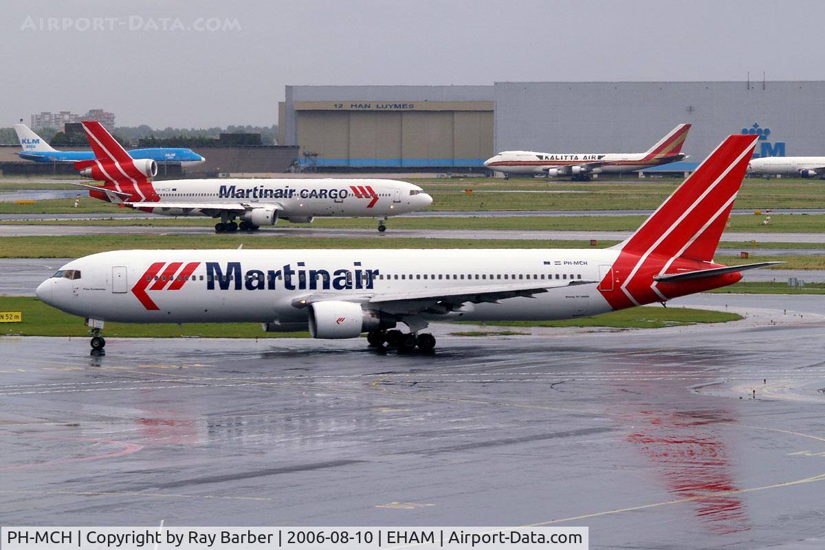 PH-MCH, 1990 Boeing 767-31A/ER C/N 24429, Boeing 767-31AER [24429] (Martinair) Amsterdam-Schiphol~PH 10/08/2006
