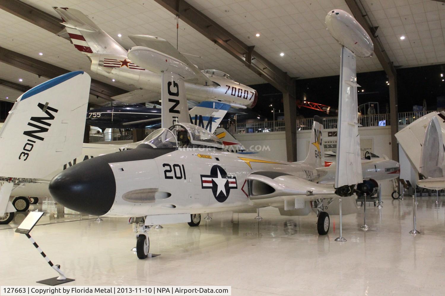 127663, McDonnell F2H-4/F-2D Banshee C/N 250, F2H-4 Banshee