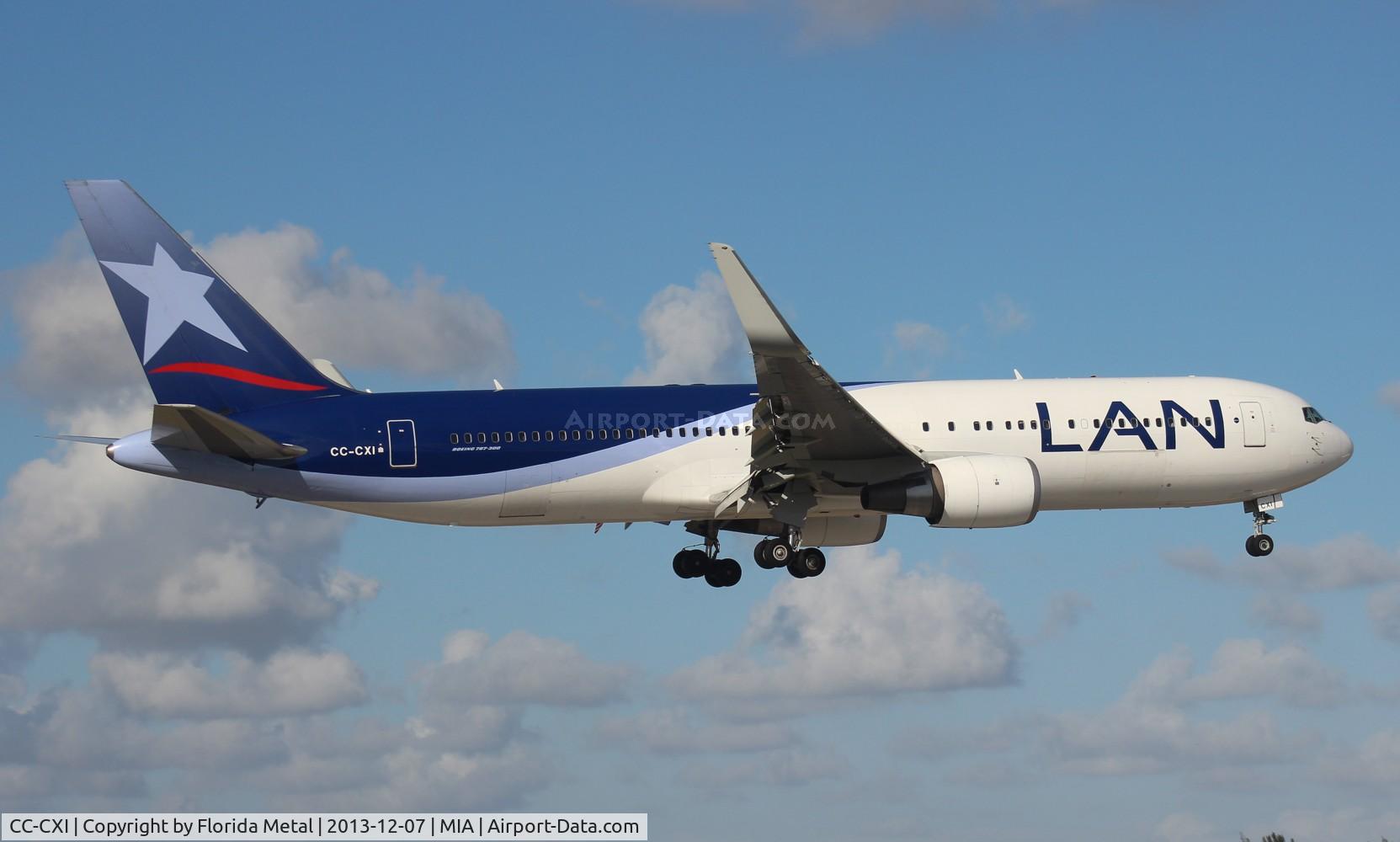 CC-CXI, 2009 Boeing 767-316/ER C/N 37800, LAN 767-300