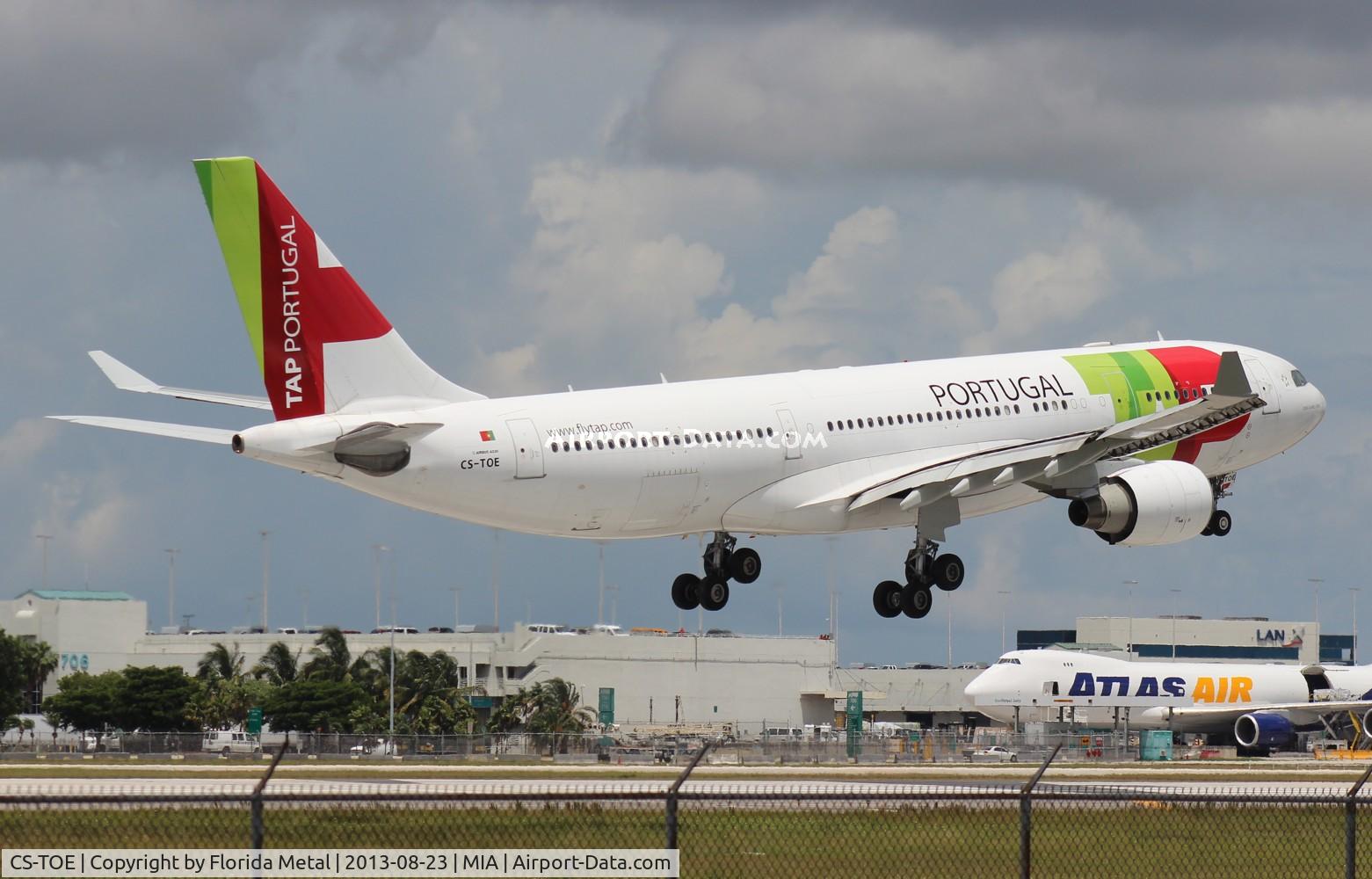 CS-TOE, 1999 Airbus A330-223 C/N 305, TAP Air Portugal A330-200