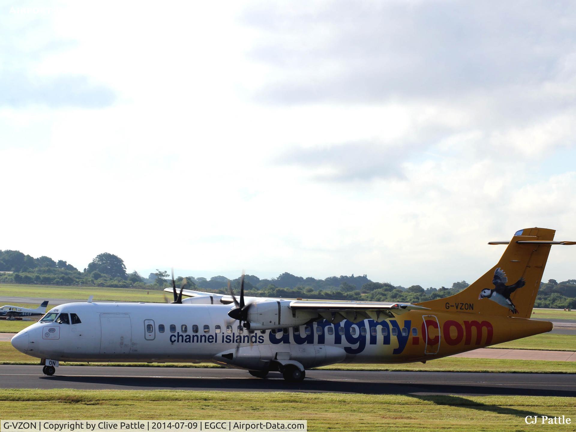 G-VZON, 2009 ATR 72-212A C/N 853, Taxy to the gate