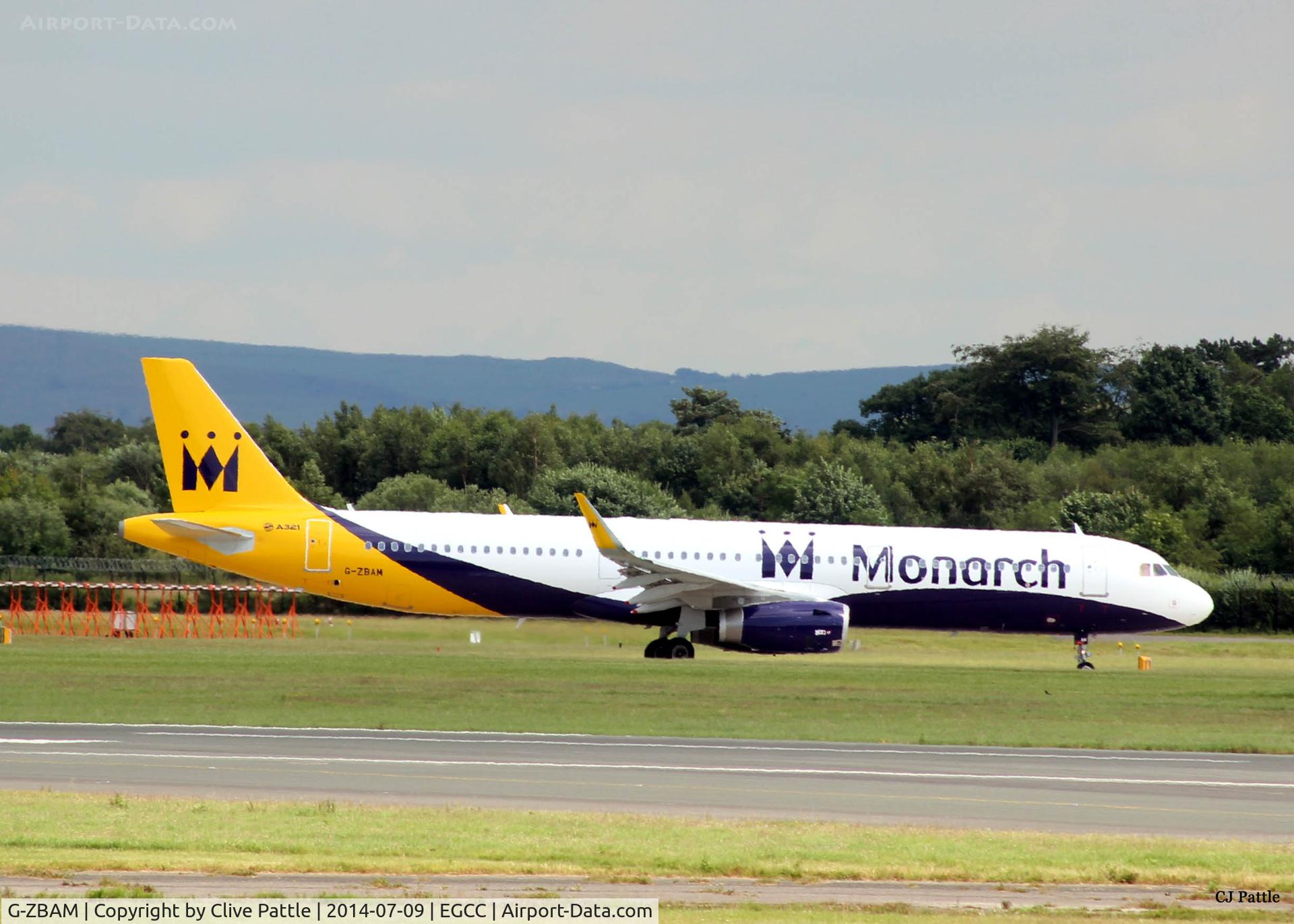 G-ZBAM, 2014 Airbus A321-231 C/N 6059, EGCC action