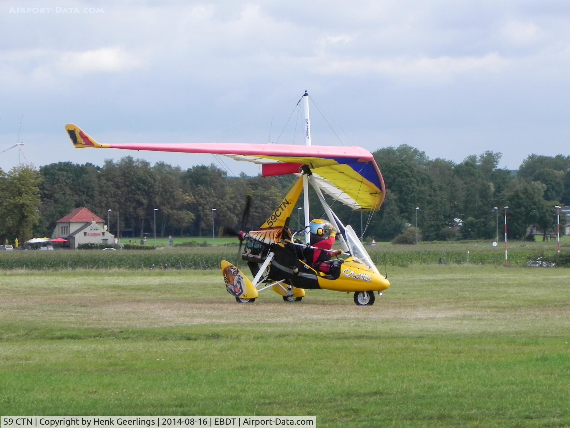 59 CTN, Quik-aire Inc CT-450 , Para C/N xxxx, Schaffen Diest Oldtimer Fly Inn , Belgium, Aug 2014 , Para Gilider