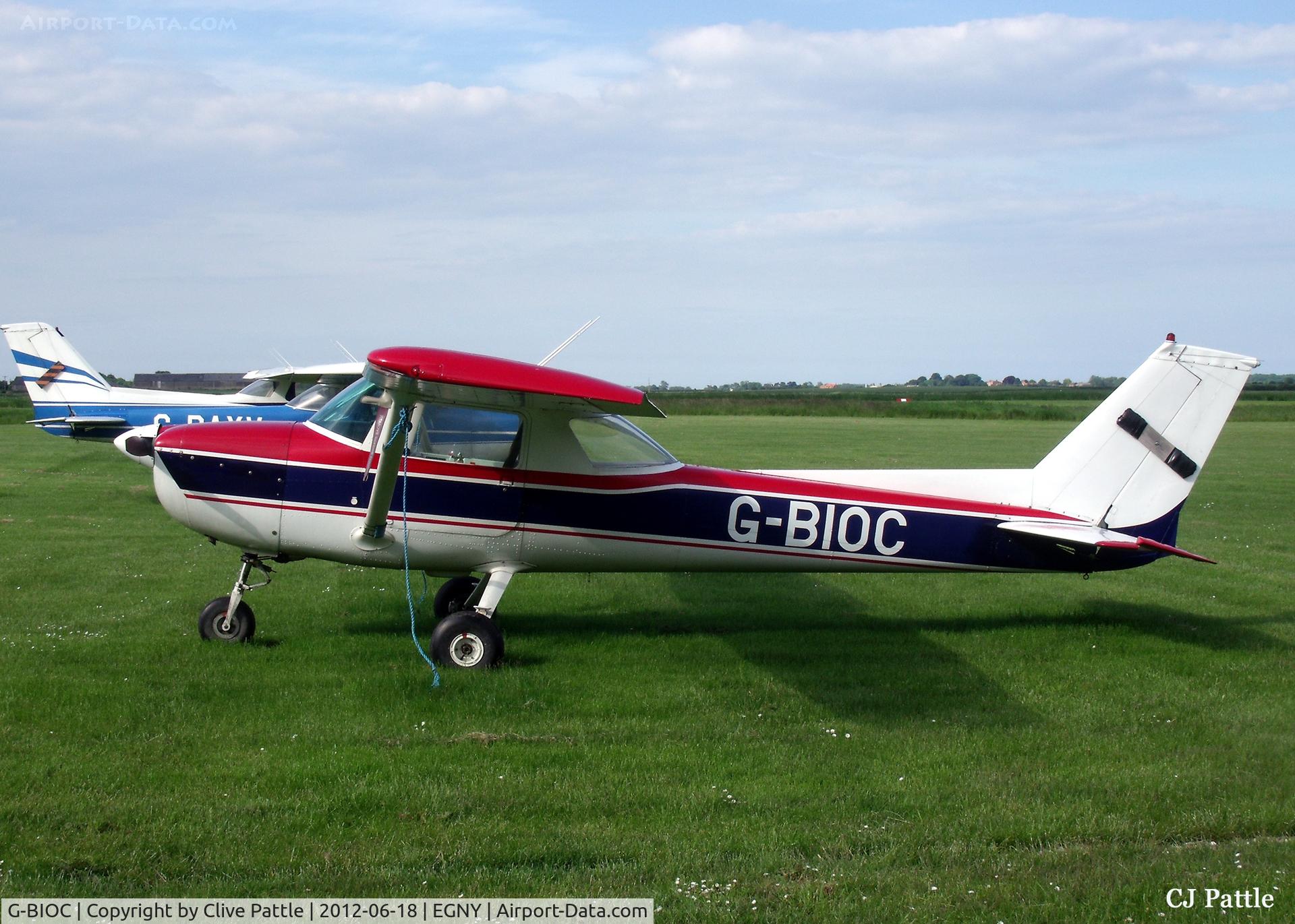 G-BIOC, 1973 Reims F150L C/N 0848, Resting at Linley Hill
