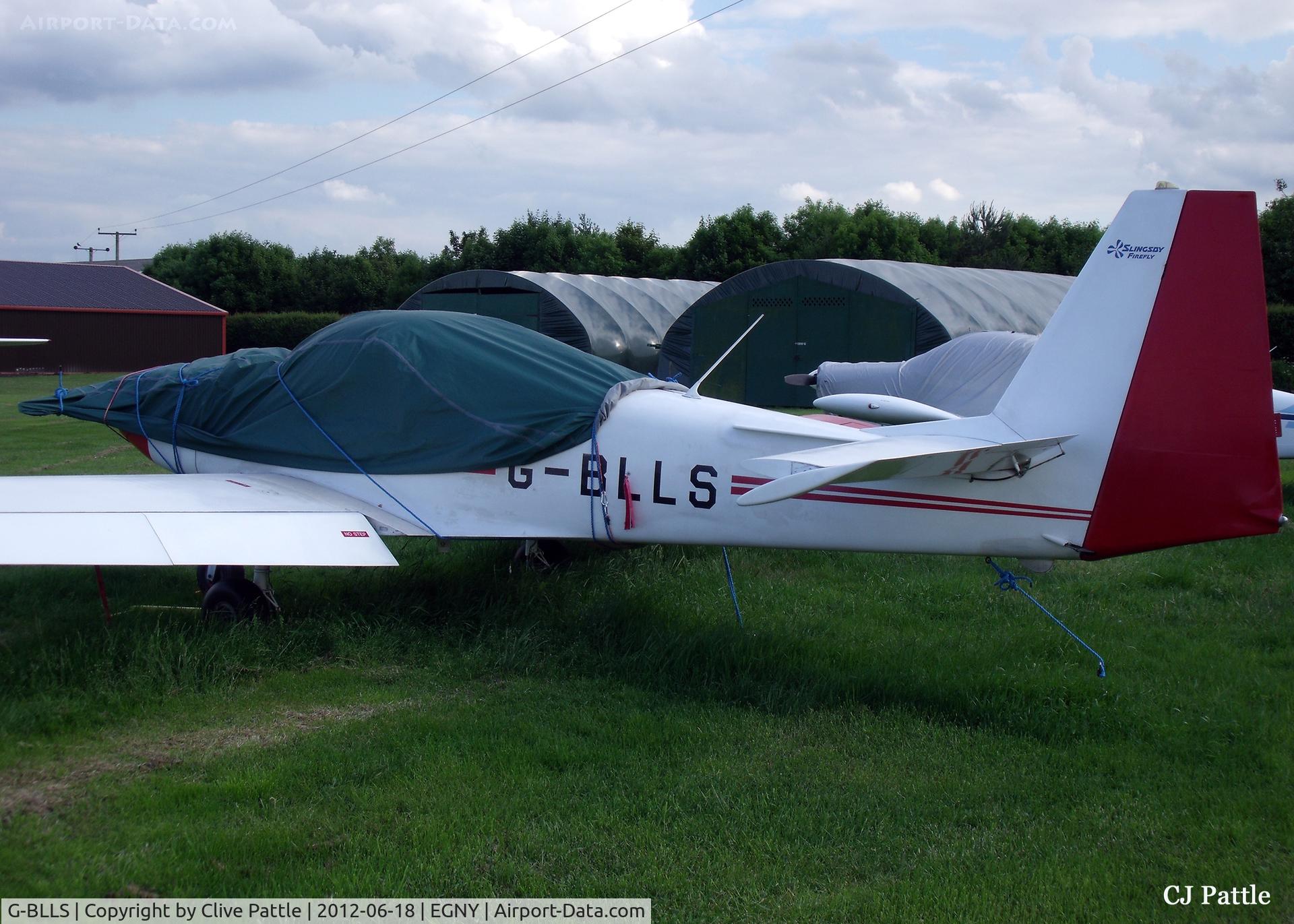 G-BLLS, 1984 Slingsby T-67B Firefly C/N 2013, Resting at Linley Hill
