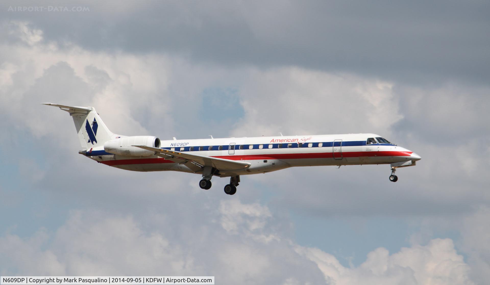 N609DP, 1998 Embraer ERJ-145LR (EMB-145LR) C/N 145069, EMB-145LR