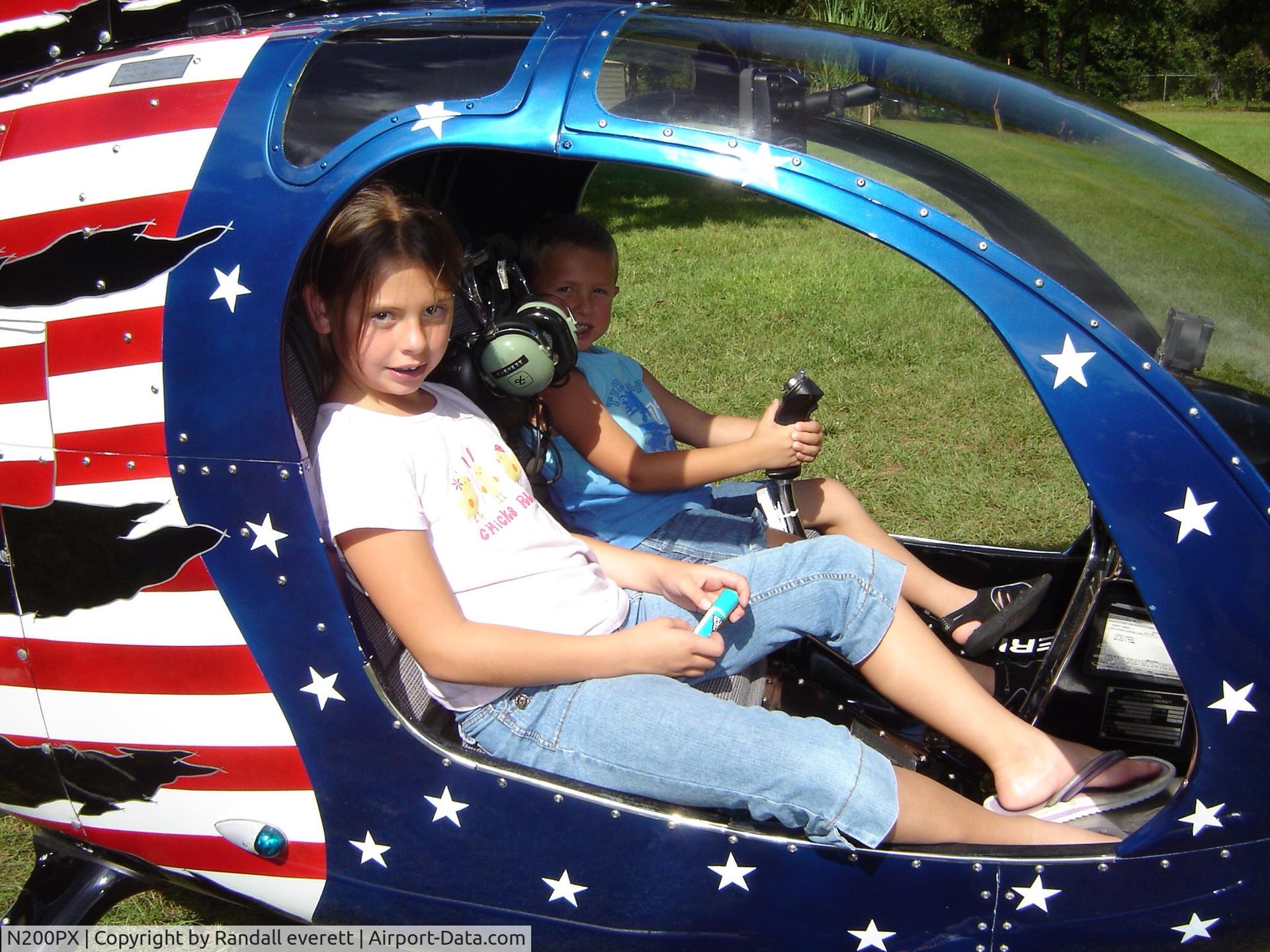 N200PX, 2004 Rotorway Exec 162F C/N 6730, My rotorway i built

Randall everett