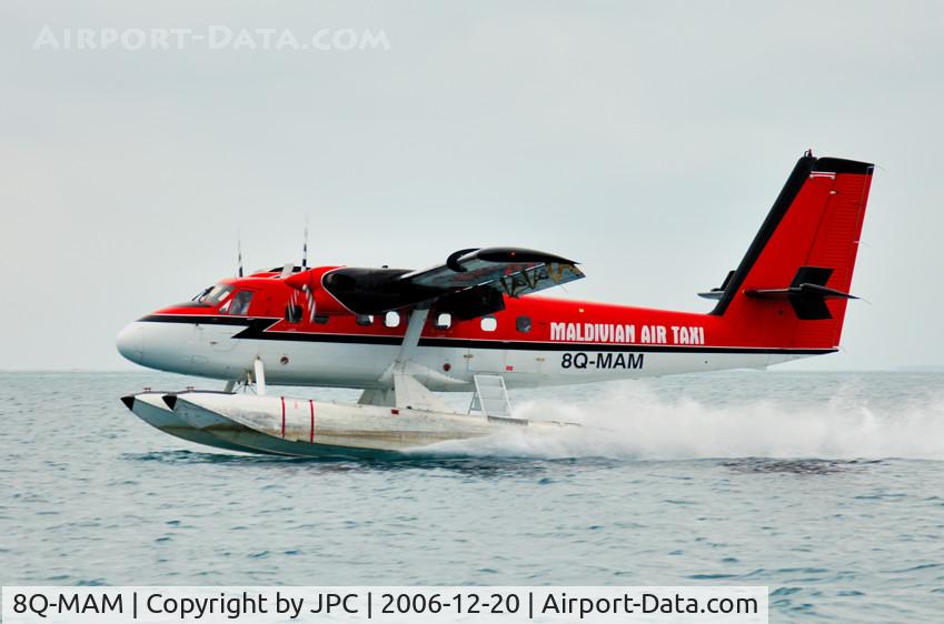 8Q-MAM, 1972 De Havilland Canada DHC-6-300 Twin Otter C/N 339, Seaplane landing...
Landing on water is one of the most interesting experiences...