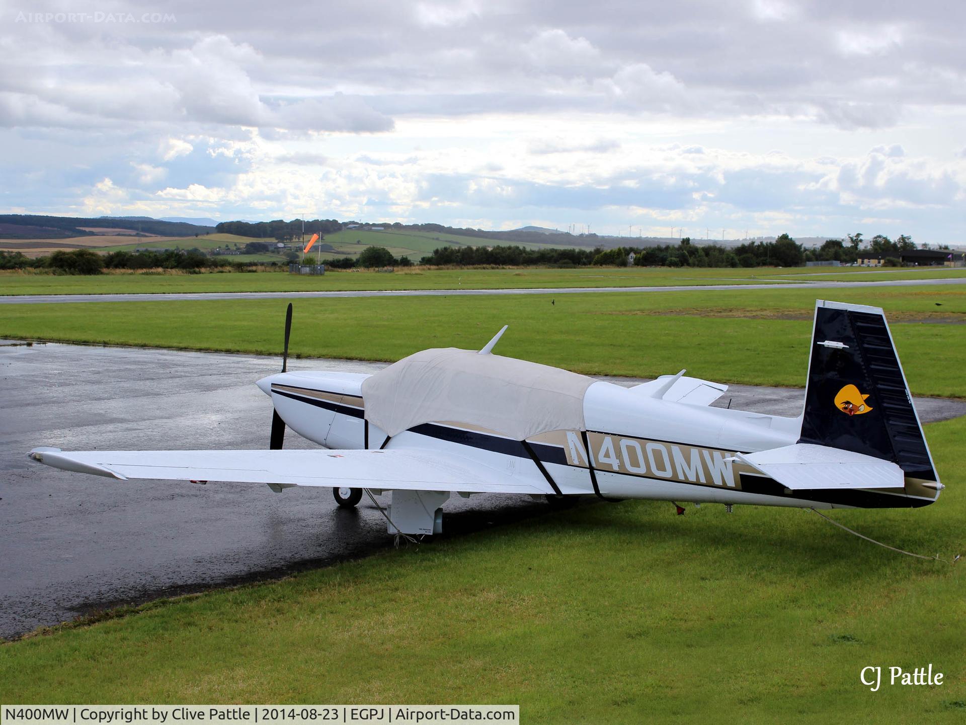 N400MW, 1982 Mooney M20K C/N 25-0669, Resting at Fife airport