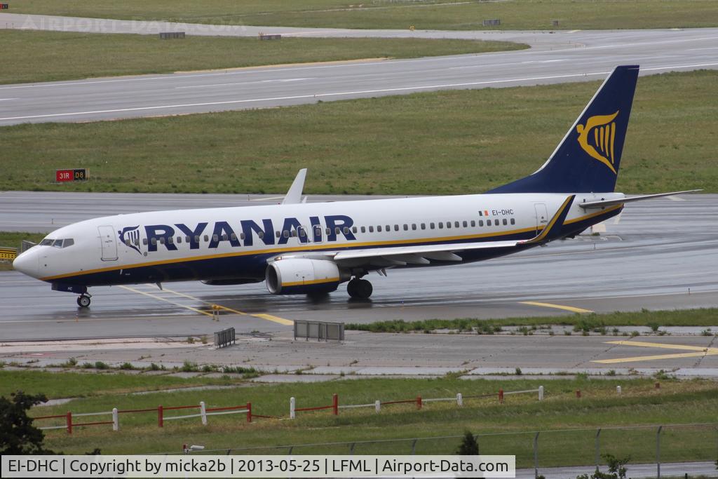 EI-DHC, 2005 Boeing 737-8AS C/N 33573, Taxiing